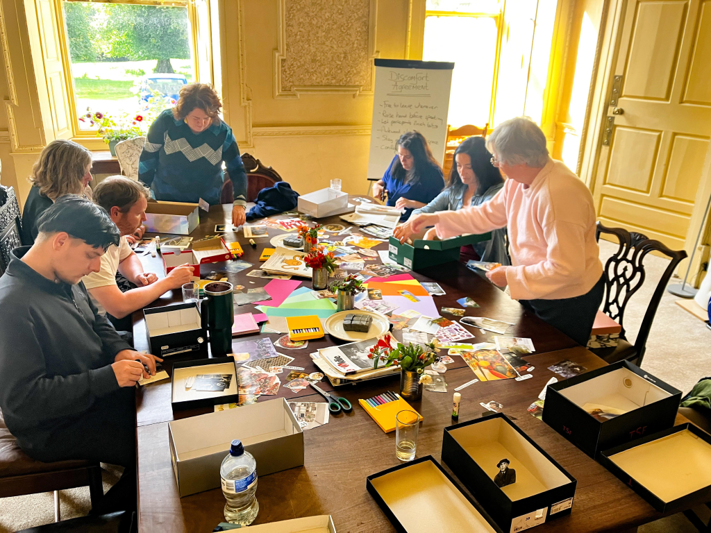 Art and Peer Connection at Slí Eile